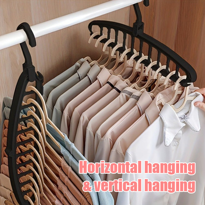 Seamless folding hanger